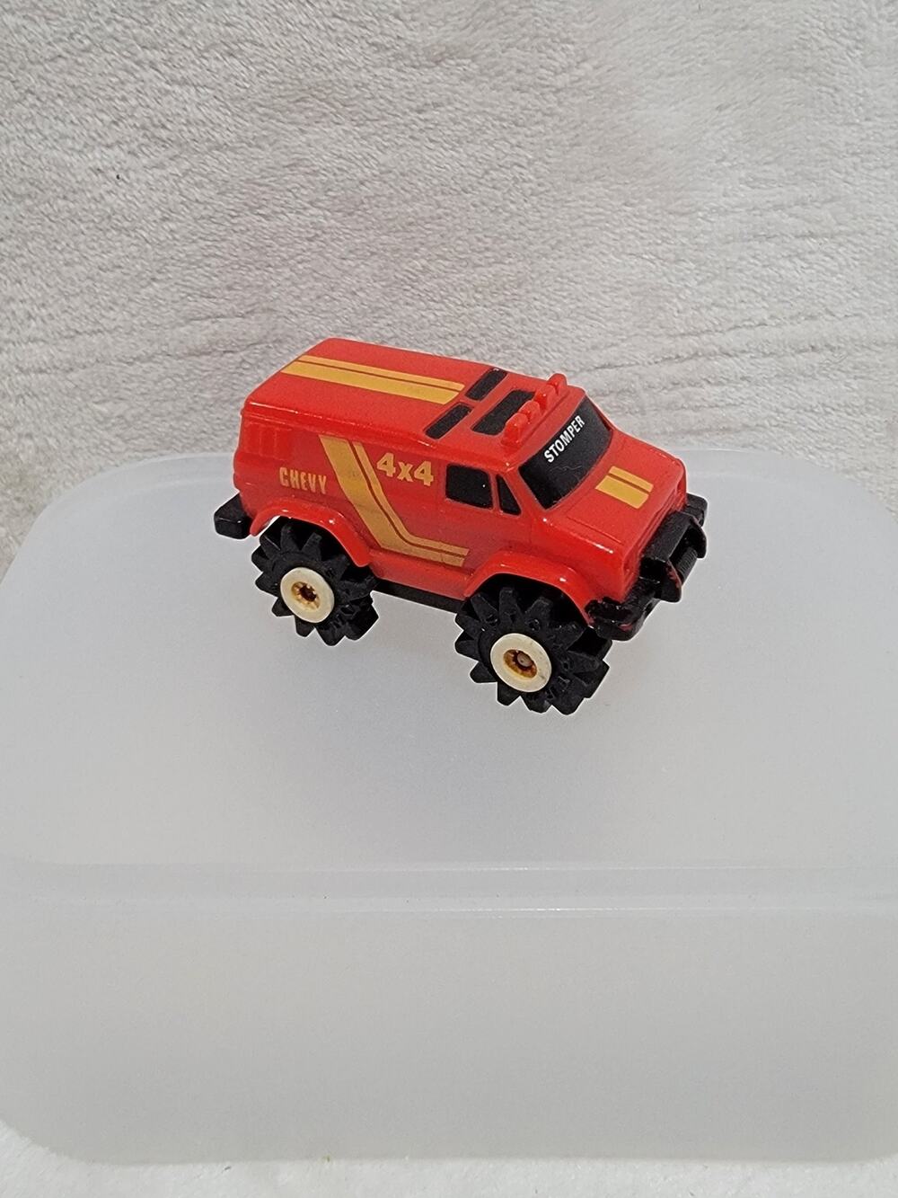 Schaper Stomper Chevy Van 4x4 Toys Car Vehicle Red 1986 Vintage Collectible 2"